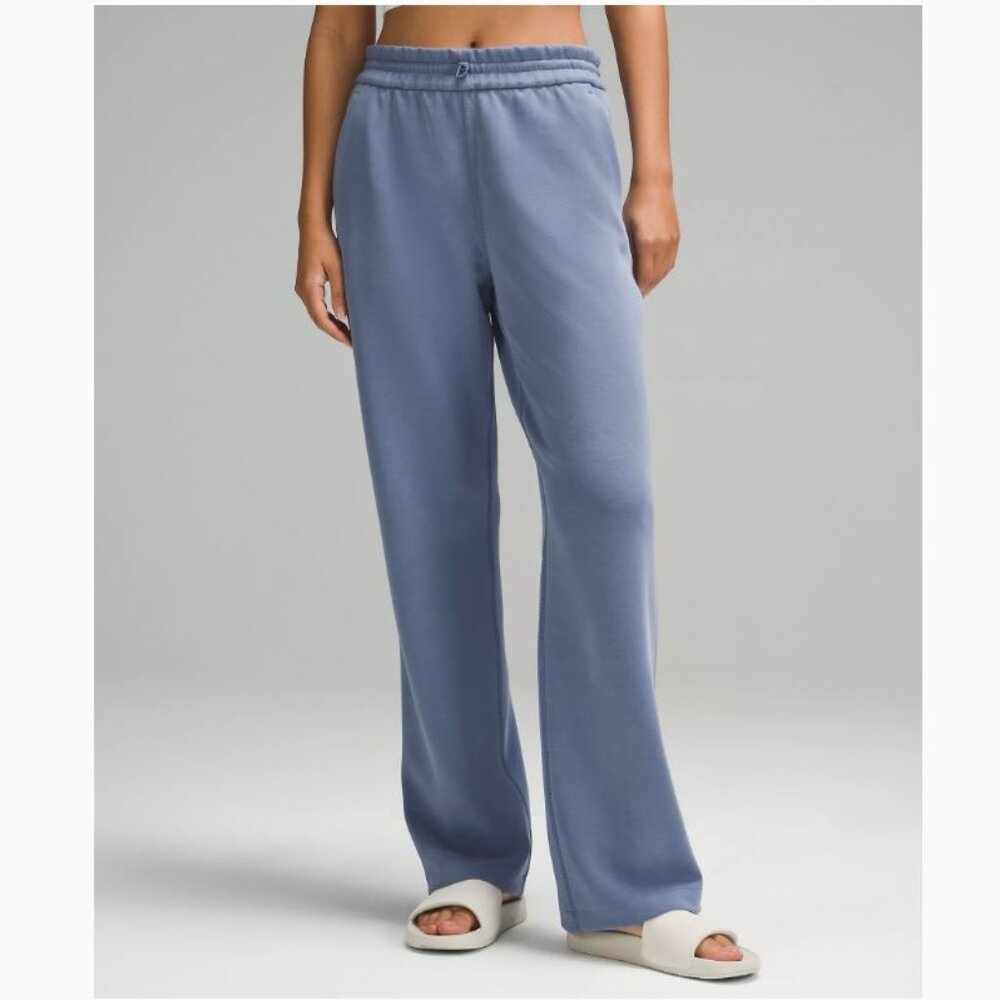 Lululemon Softstreme Sz 8 High-Rise Pant Oasis Blue